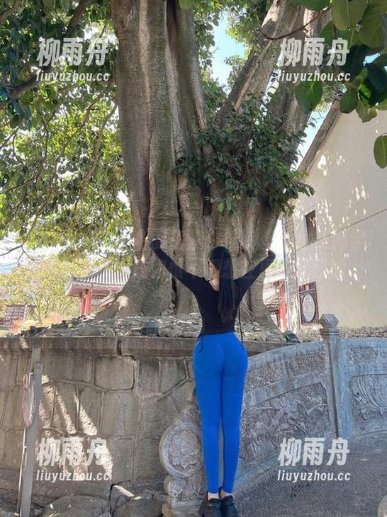 微密圈 - 作品《厨房》：120斤的小王同学的调料秘密，让你恨不得想在里面打酱油。