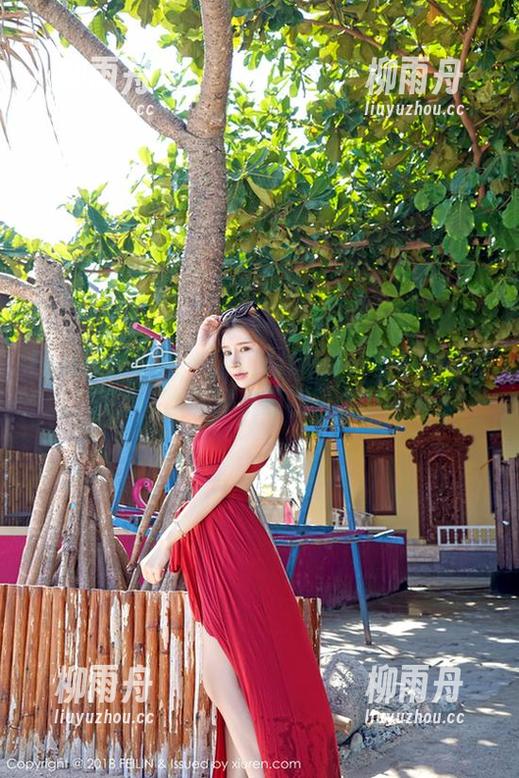 Feilin嗲囡囡 - 果儿Victoria的牛仔裤实锤，这美图资源不容小觑！