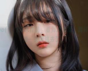 Jang Joo(장주)海边作品，看到这角度，我怀疑她是被海一头栽进去了。
