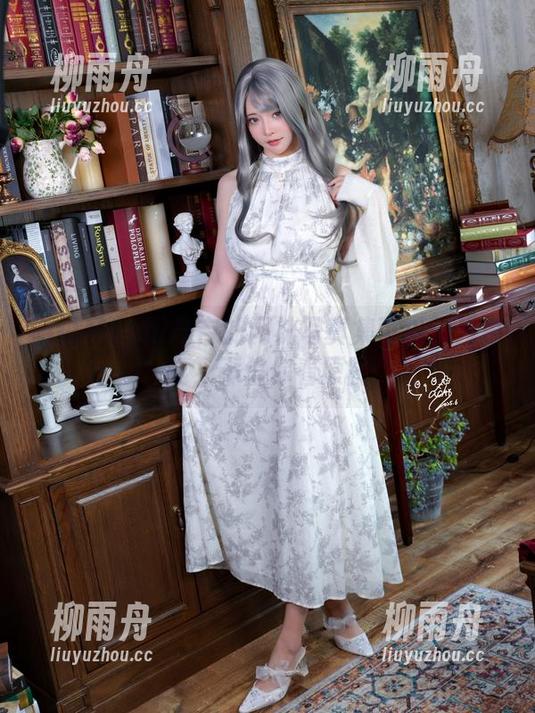 听说Machi马吉的网袜写真集可以引发争议，不信你看原图