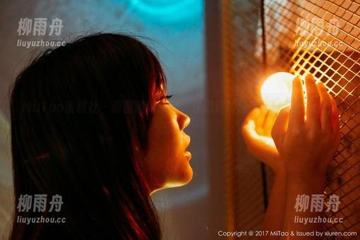 MiiTao蜜桃社 - 原图瞬间打动，许思铭的肉丝壁纸我愿意默默保存。