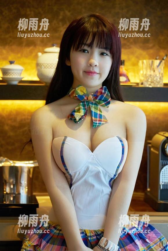 TuiGirl推女郎 - 户外写真？王馨瑶又放大招了，快下载这些绝美图片吧！