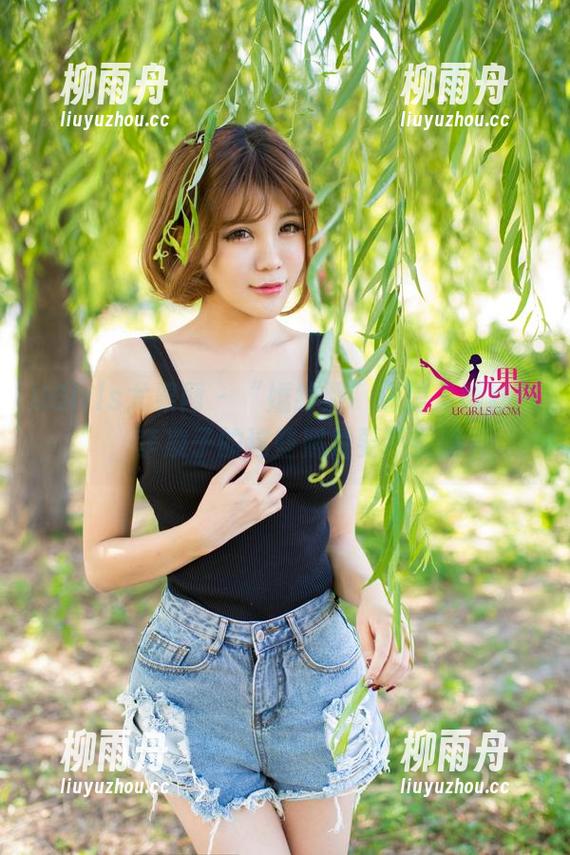 UGirls尤果网 - “婚纱照”还是“婚纱剧”，李凌子的这些照片要不要哦？