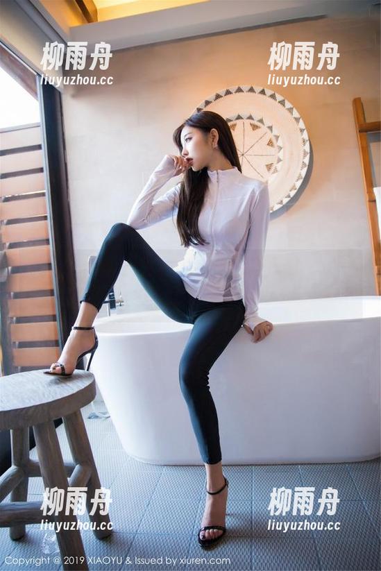 XIAOYU语画界 - 大家都在说玥儿玥er的旗袍，别犹豫，赶紧看那张免费照片！