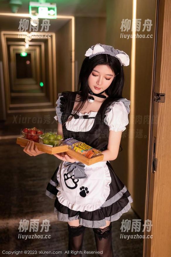 Xiuren秀人网 - 互相捶捶，揉揉肉肉的婚纱拼图原图合集，让我深深着迷。