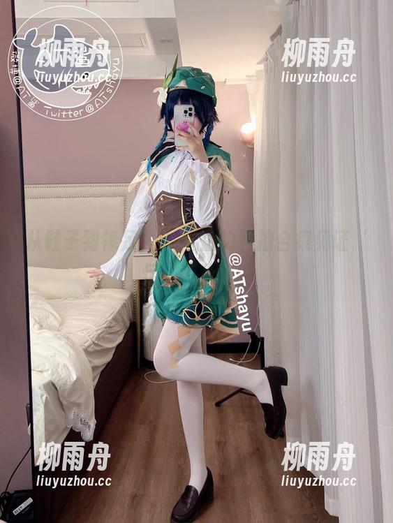 从鞋子到裸足，at鲨鱼的私拍合集见证‘足’不及防！