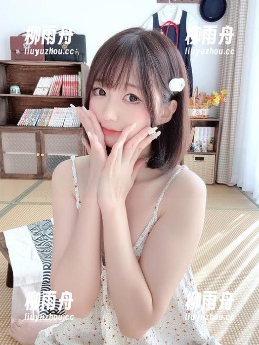 nagisa魔物喵又来了，夏天的图包里藏着些微的热情…轻得像风。