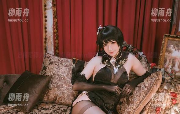定制写真大揭秘：兔胖胖min的武藏花嫁，逗趣又不失优雅！