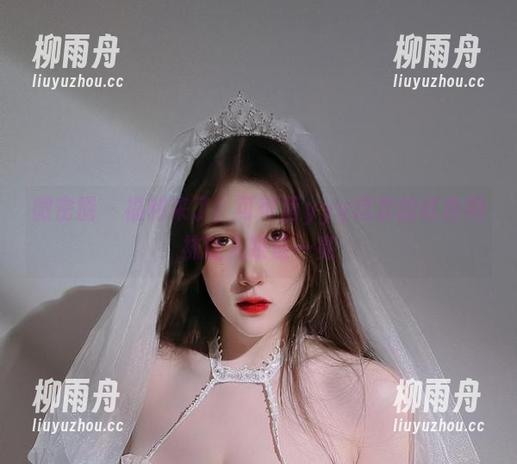 微密圈 - 福利来了！可可西yyy这次的红色网袜让人眼前一亮