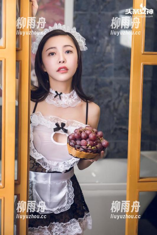 头条女神 - 这就是李丽莎，在线演绎“死库水”的另一面！