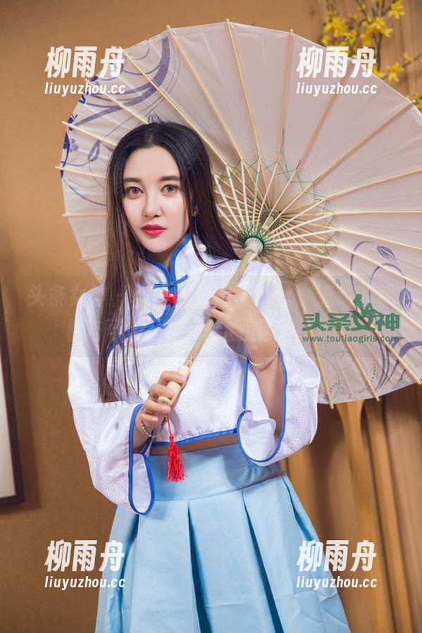头条女神 - 当李丽莎遇上蕾丝，流动的优雅与可爱资源-难道我该冲了吗？