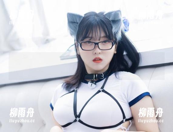 宋哈娜(송하나)的套图，戴面具兔女郎，下载后会不会让人感到迷惑呢？