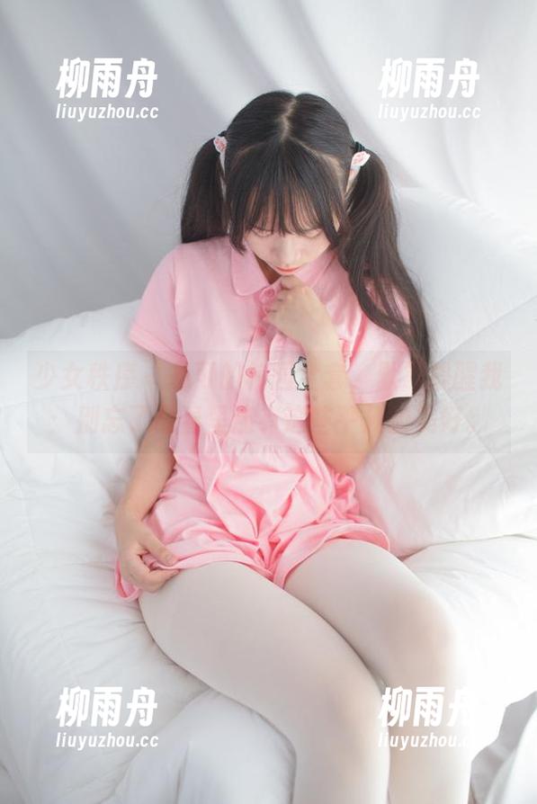 少女秩序-鹿可 少女秩序 - 鹿可的校园全套,默默提醒我:别忘了青春里还有这些平凡的美好。