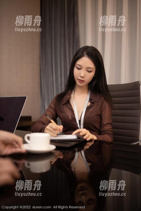 抖娘利世在线：没有人能拒绝这个“歪萌社小恶魔”图集吧？