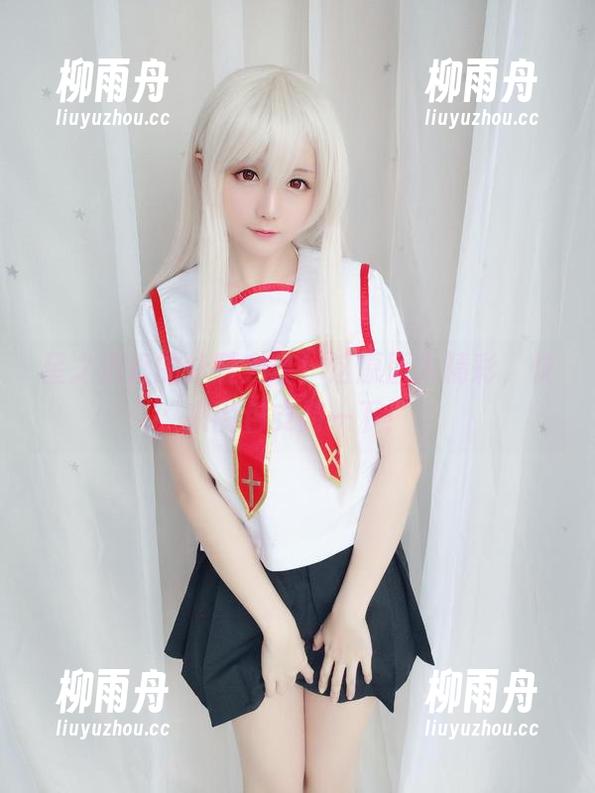 星之迟迟的泳装突袭！这原图太精彩，快来图包支持一下！