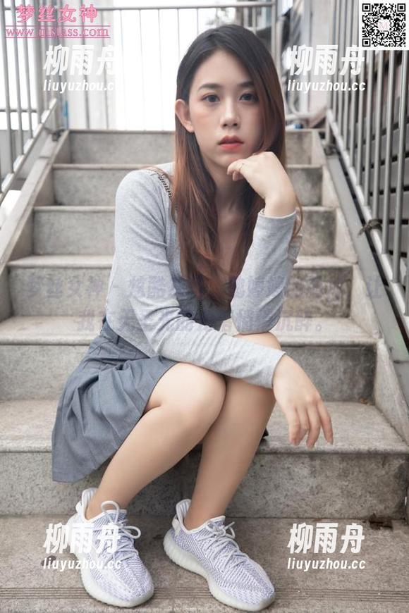 梦丝女神 - 炫酷灰丝，魏婷婷的图片，让我在无圣光的角落悄悄沉醉。