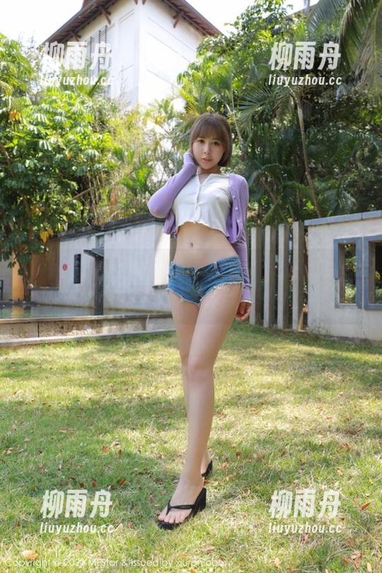 模范学院 - 文静儿护士写真，一秒钟入院…而且特别想找她开药