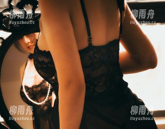 樱晚gigi比基尼写真全集，不小心闯入了夏季的“潮流祭”