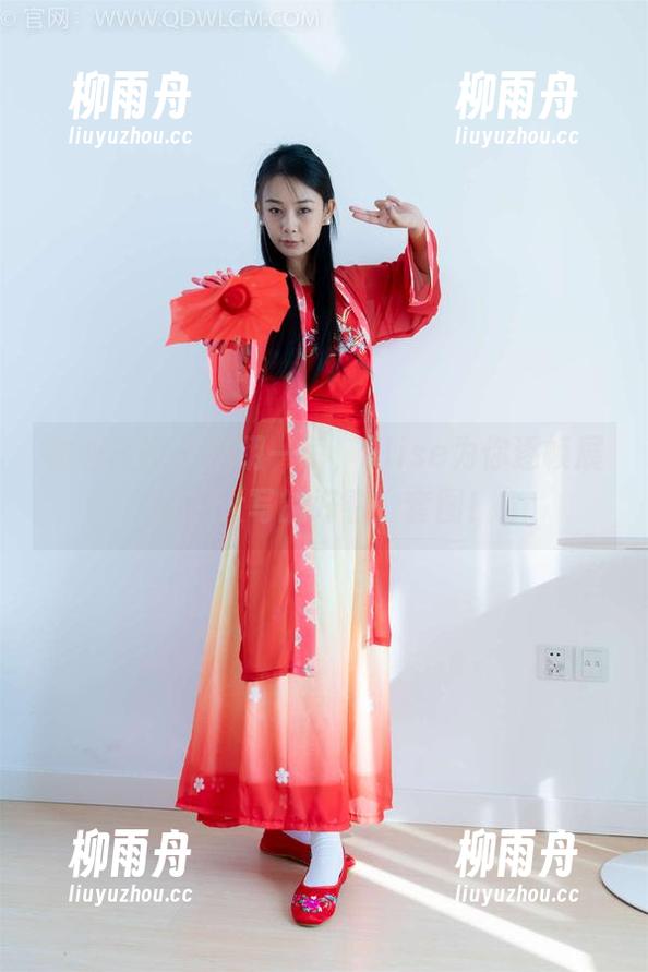 物恋传媒 - 光阴一瞬，Elise为你逐帧展现‘大写的好看’套图！