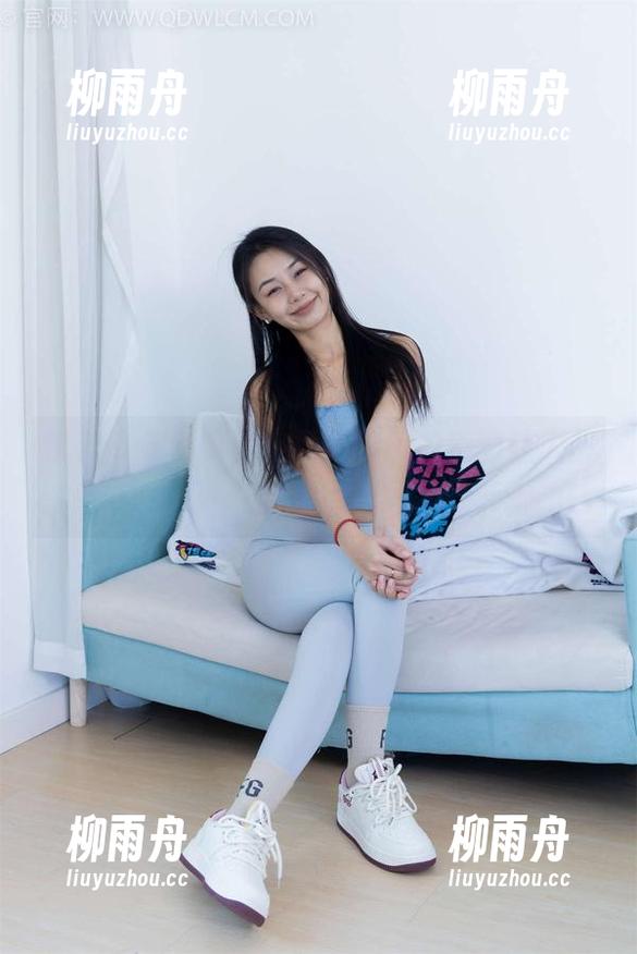 物恋传媒 - 麦田与风，佳琪的美图让人想给她写歌。