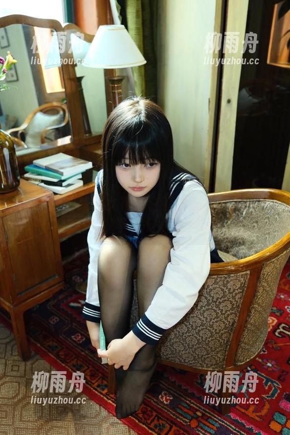 COS界的战斗女神？白莉爱吃巧克力的雷电将军，真是让人瞩目啊。