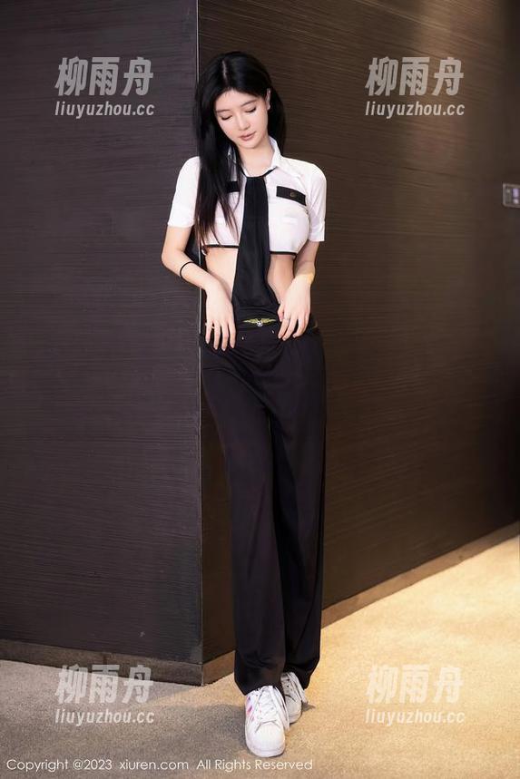 秀人网 - 樱井舞+体操服=高清图片狂欢，看得我都想转体360度了，哈哈！