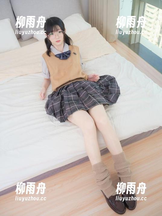 紧急企划 - 咦，龙崎聆音的睡衣图片合集让人有种不知所措的美好！果然，穿搭无界限！