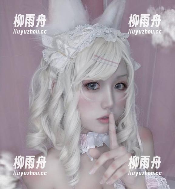 在芊川一笑MNK的牛仔写真里，我看到了另一种潇洒