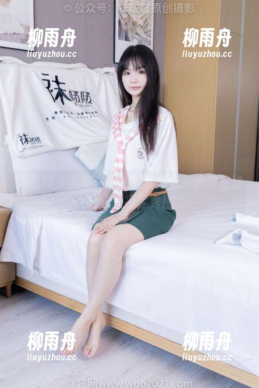袜啵啵 - 无圣光下的菠萝图集：你没见过的迷人裸足秀！