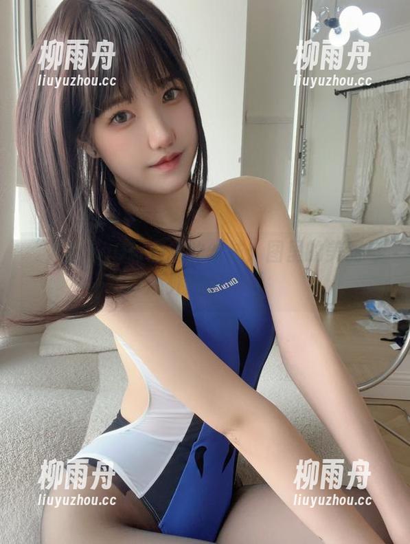 “阿薰kaOri和她的丝袜：图里的美丽与意外的愉悦“